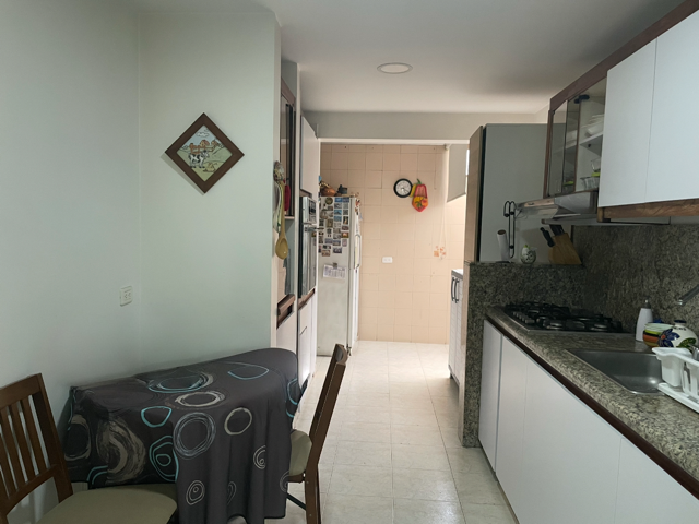 Apartamento de 3 alcobas en venta en Centenario, Cali, 146 m² · foto 14 de 16