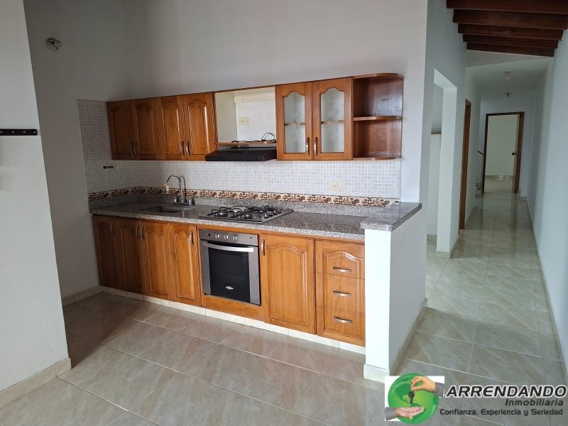 Apartamento en venta en Zona Industrial No. 1, Itagüí · foto 4 de 15