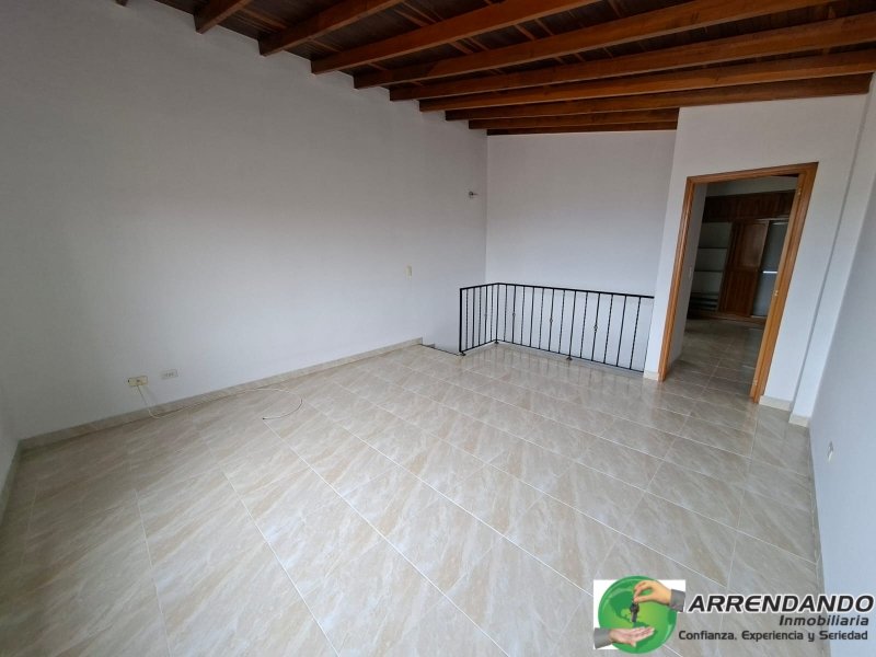 Apartamento en venta en Zona Industrial No. 1, Itagüí · foto 10 de 15