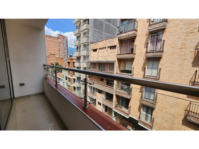 Apartamento de 3 alcobas en venta en Santa Ana, Sabaneta, 63 m² · foto 14 de 14