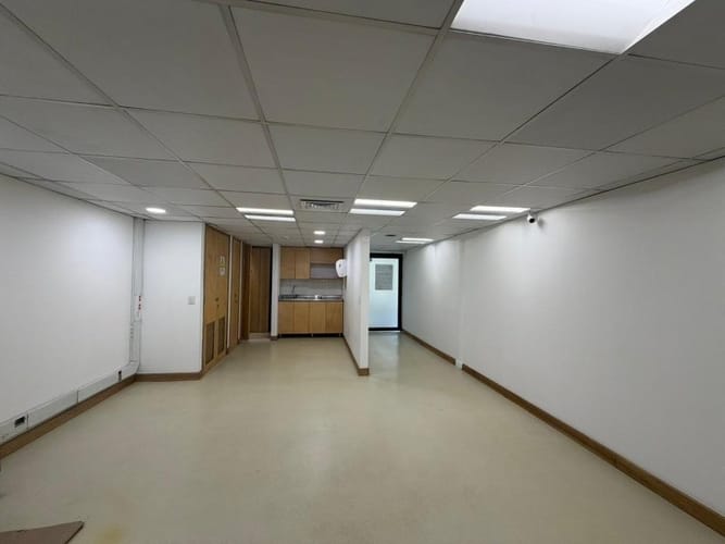 Oficina en arriendo en Suramericana, Medellín, 80 m² · foto 3 de 10
