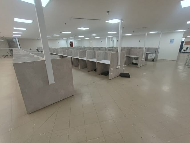 Oficina en arriendo en La Candelaria, Medellín, 1000 m² · foto 6 de 19