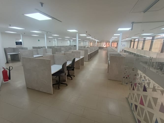 Oficina en arriendo en La Candelaria, Medellín, 1000 m² · foto 12 de 19