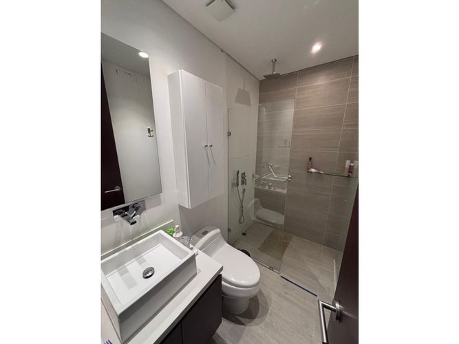 Apartamento de 3 alcobas en venta en Chicó Navarra, Bogotá, 247 m² · foto 19 de 23