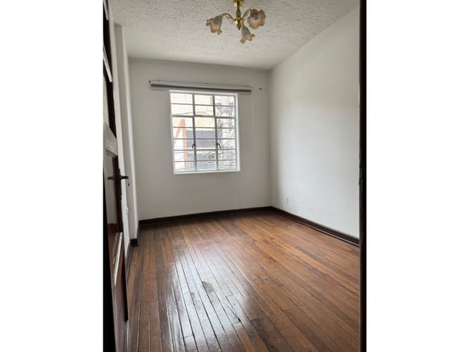 Casa de 4 alcobas en venta en Quinta Camacho, Bogotá, 145 m² · foto 23 de 24