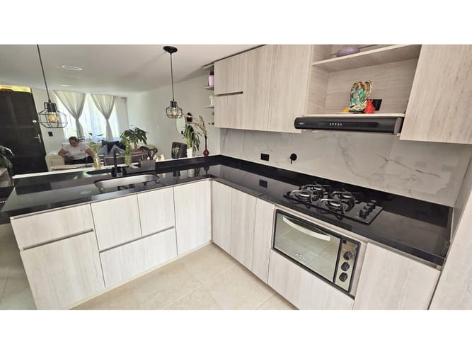 Casa de 3 alcobas en venta en Poblado Del Sur, La Estrella, 96 m² · foto 2 de 19