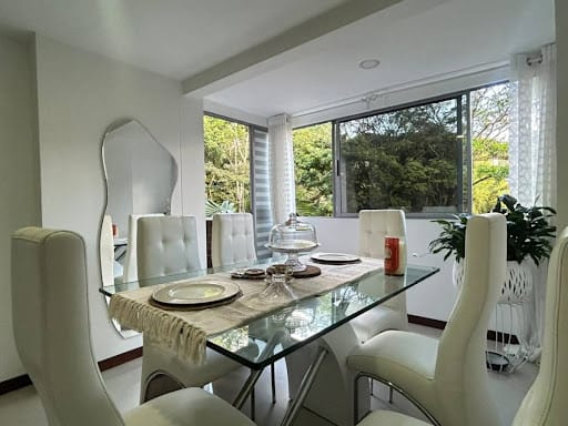 Apartamento de 3 alcobas en arriendo en Loma Del Escobero, Envigado, 80 m² · foto 10 de 23