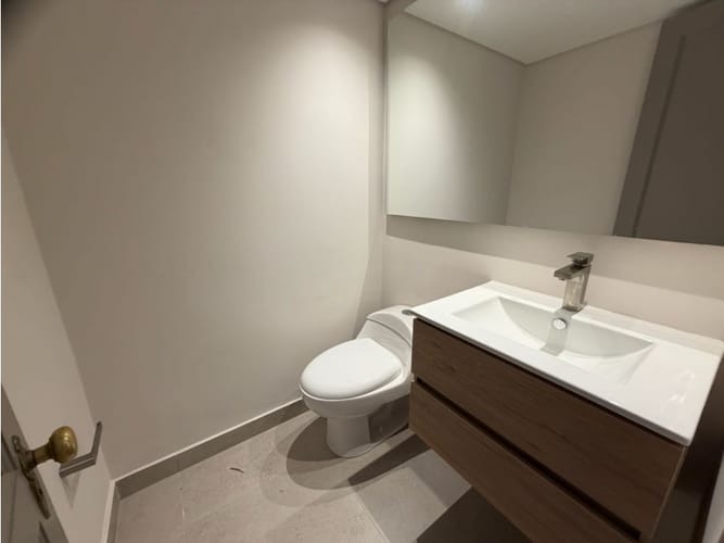 Apartamento en venta en Oviedo, Medellín · foto 7 de 19