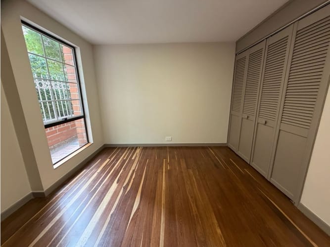 Apartamento en venta en Oviedo, Medellín · foto 9 de 19