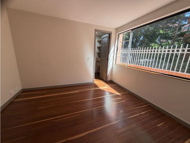 Apartamento en venta en Oviedo, Medellín · foto 10 de 19