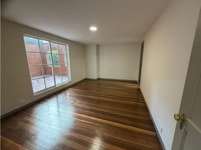 Apartamento en venta en Oviedo, Medellín · foto 11 de 19