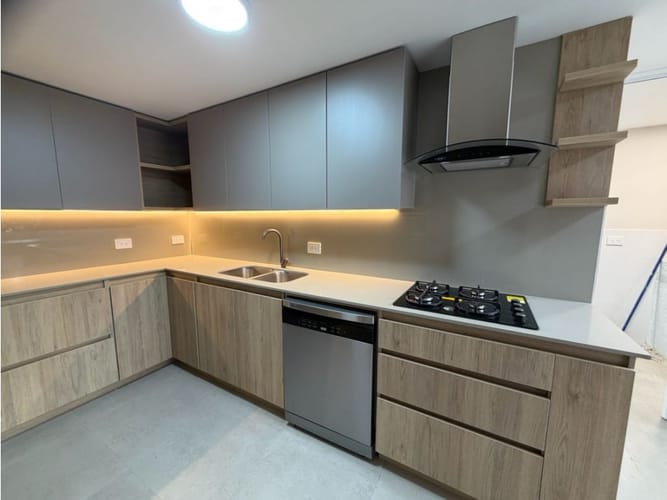Apartamento en venta en Oviedo, Medellín · foto 15 de 19