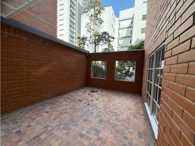 Apartamento en venta en Oviedo, Medellín · foto 17 de 19