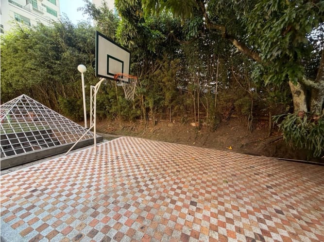 Apartamento en venta en Oviedo, Medellín · foto 19 de 19