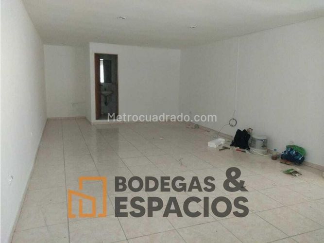 Bodega en venta en Colombia, Medellín, 420 m² · foto 3 de 8