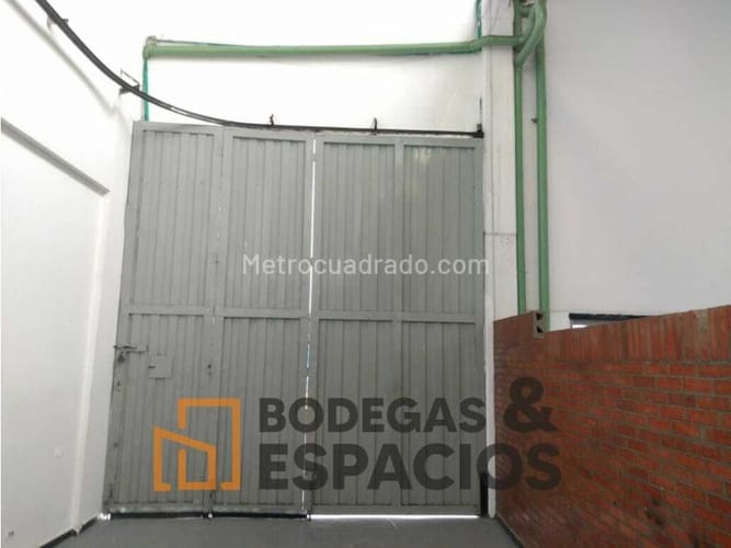 Bodega en venta en Colombia, Medellín, 420 m² · foto 8 de 8