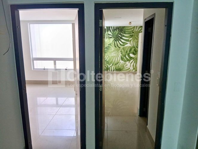 Edificio en venta en El Poblado, Medellín, 800 m² · foto 9 de 24