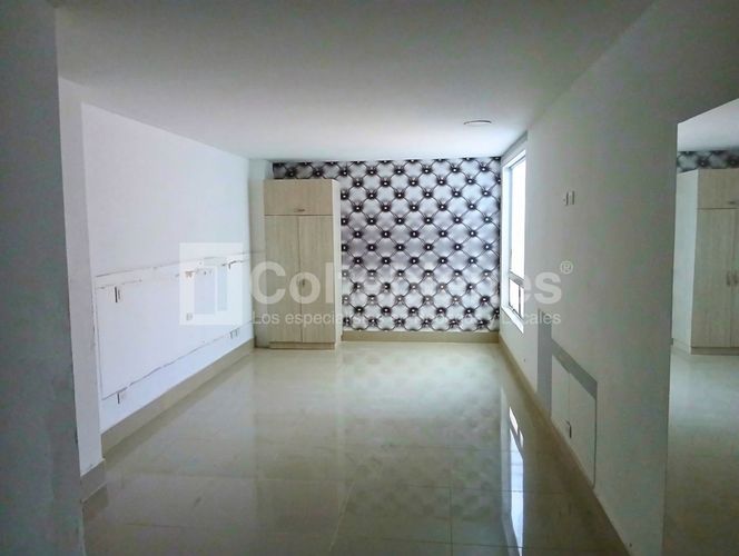 Edificio en venta en El Poblado, Medellín, 800 m² · foto 10 de 24