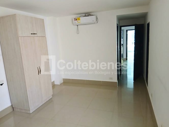 Edificio en venta en El Poblado, Medellín, 800 m² · foto 12 de 24