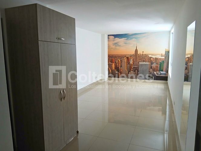 Edificio en venta en El Poblado, Medellín, 800 m² · foto 16 de 24