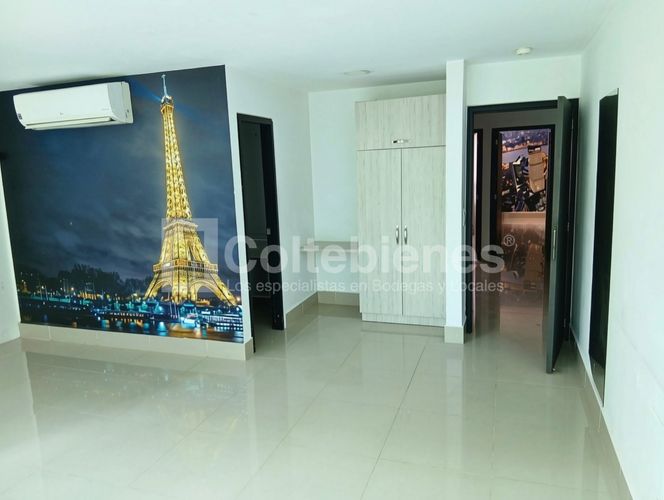 Edificio en venta en El Poblado, Medellín, 800 m² · foto 17 de 24