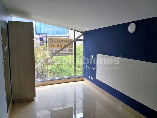 Edificio en venta en El Poblado, Medellín, 800 m² · foto 20 de 24