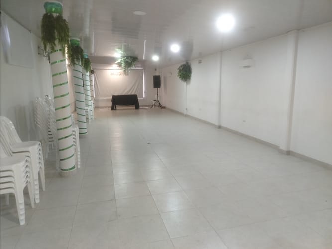 Local en arriendo en Estonia, Palmira, 119 m² · foto 2 de 24