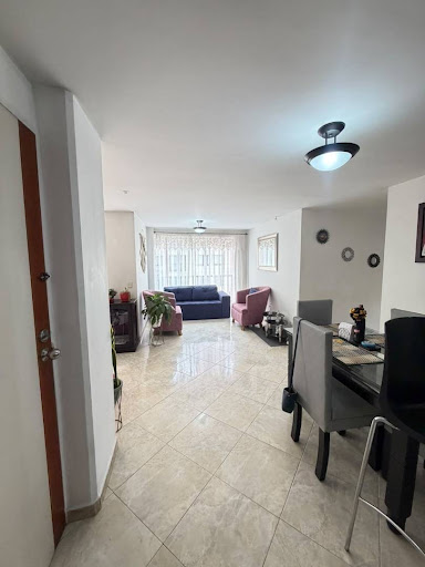 Apartamento en venta en Los Colores, Medellín · foto 8 de 19