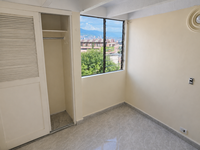 Apartamento de 3 alcobas en venta en Bosques De San Pablo, Medellín, 70 m² · foto 2 de 11
