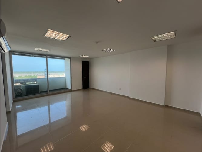 Oficina en arriendo en La Concepcion, Barranquilla, 215 m² · foto 4 de 9