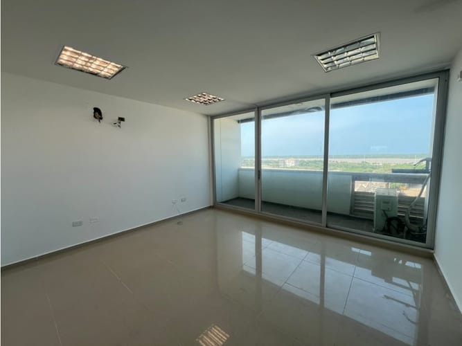 Oficina en arriendo en La Concepcion, Barranquilla, 215 m² · foto 6 de 9