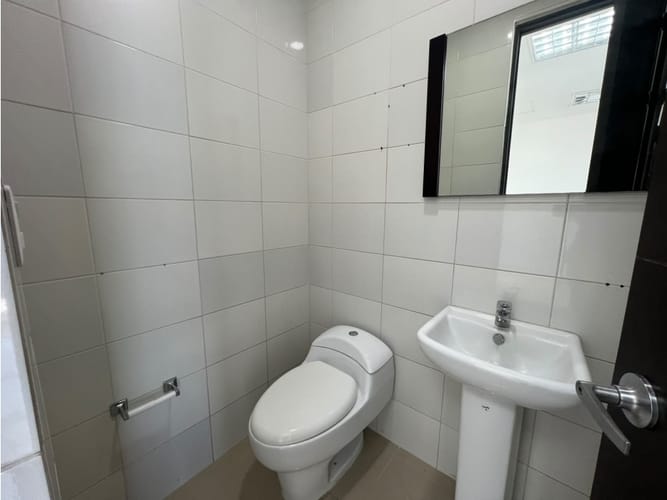 Oficina en arriendo en La Concepcion, Barranquilla, 215 m² · foto 9 de 9