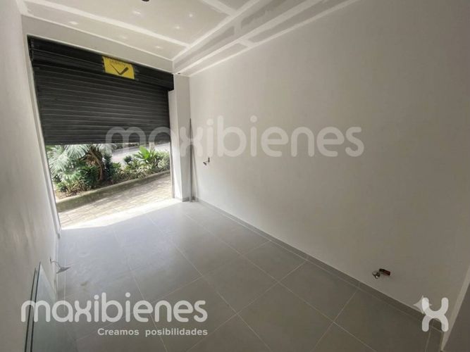 Local en arriendo en La Milagrosa, Medellín, 25 m² · foto 2 de 7