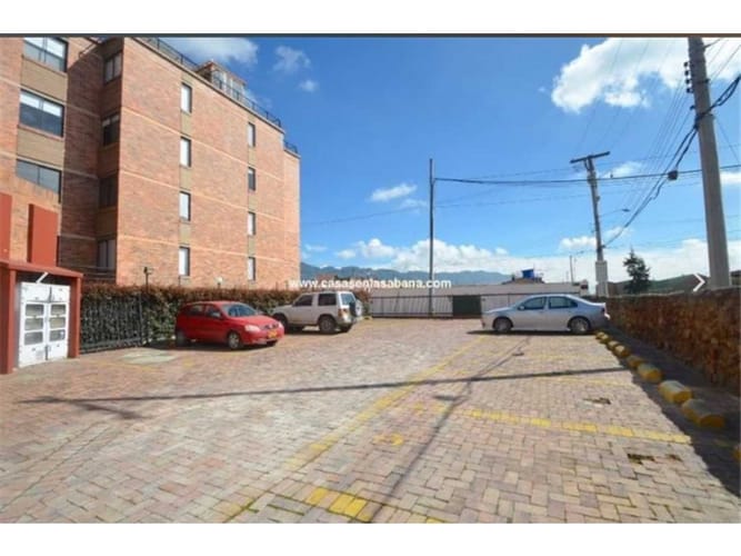 Oficina en arriendo en Centro, Cajicá, 52 m² · foto 3 de 7