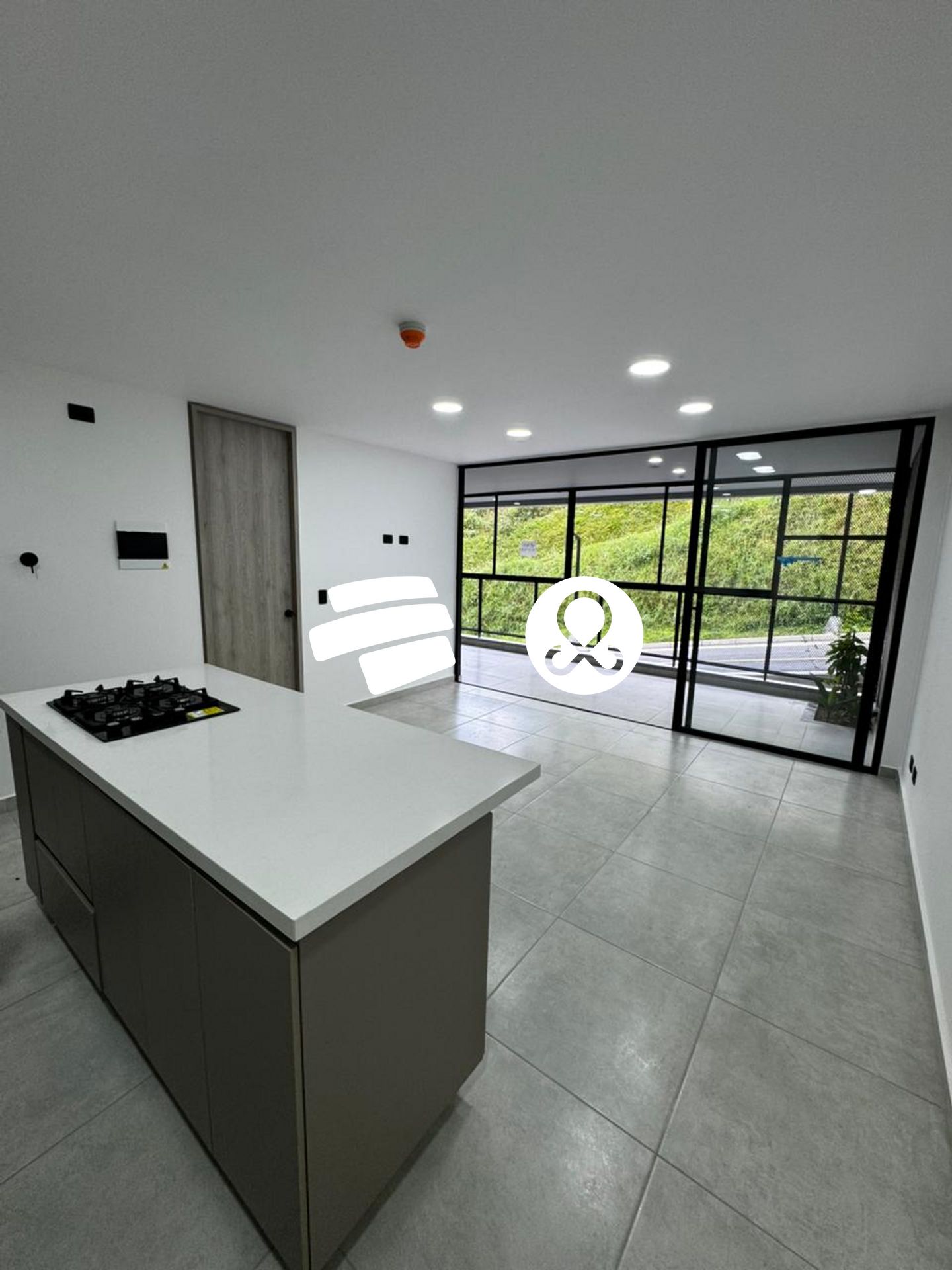 Apartamento en venta en Escobero, Envigado · foto 2 de 15