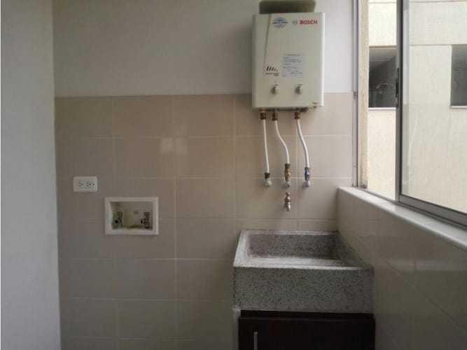 Apartamento de 3 alcobas en venta en Jordan, Ibagué, 76 m² · foto 7 de 13