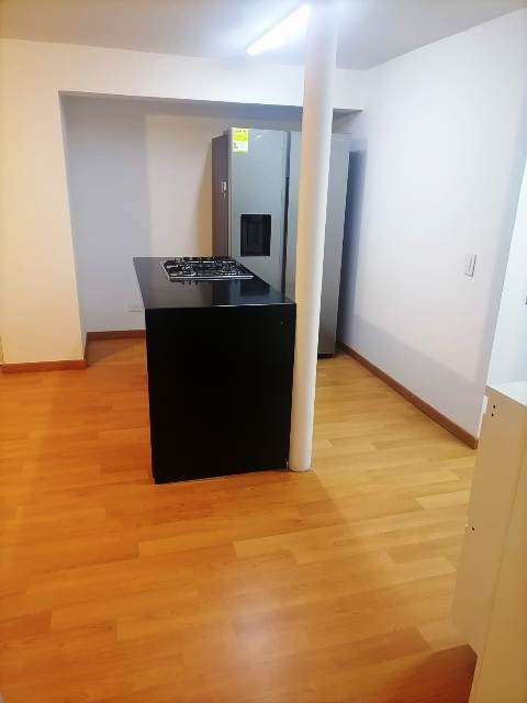 Apartamento en venta en La Soledad, Bogotá · foto 4 de 18