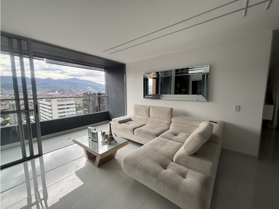 Apartamento en venta en La Candelaria, Medellín · foto 3 de 18