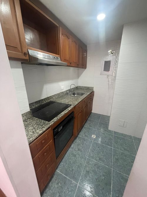 Apartamento de 1 alcoba en venta en Antiguo Country, Bogotá, 72 m² · foto 2 de 11