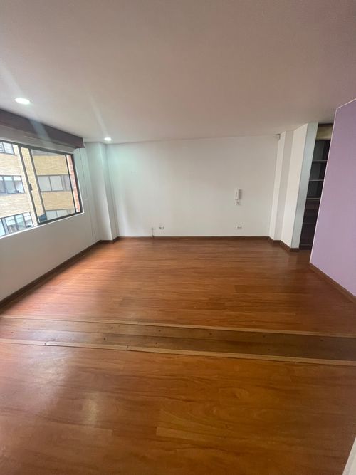 Apartamento de 1 alcoba en venta en Antiguo Country, Bogotá, 72 m² · foto 7 de 11