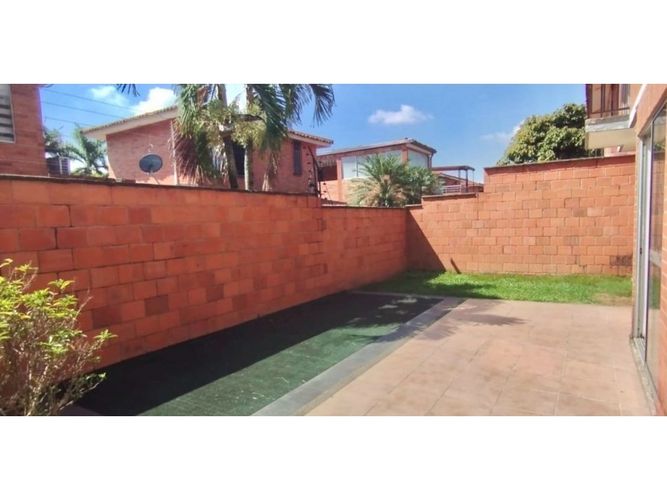 Casa de 3 alcobas en venta en El Castillo, Jamundí, 140 m² · foto 5 de 19