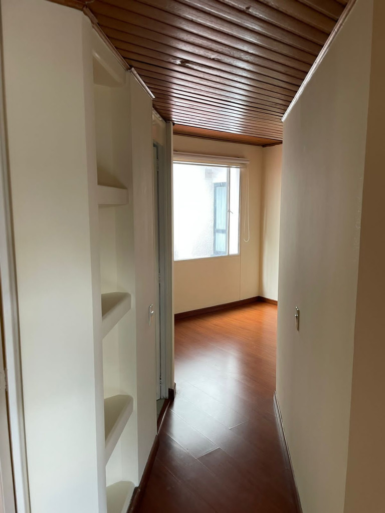 Apartamento en venta en Alhambra, Bogotá · foto 7 de 18
