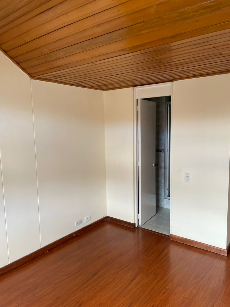 Apartamento en venta en Alhambra, Bogotá · foto 16 de 18