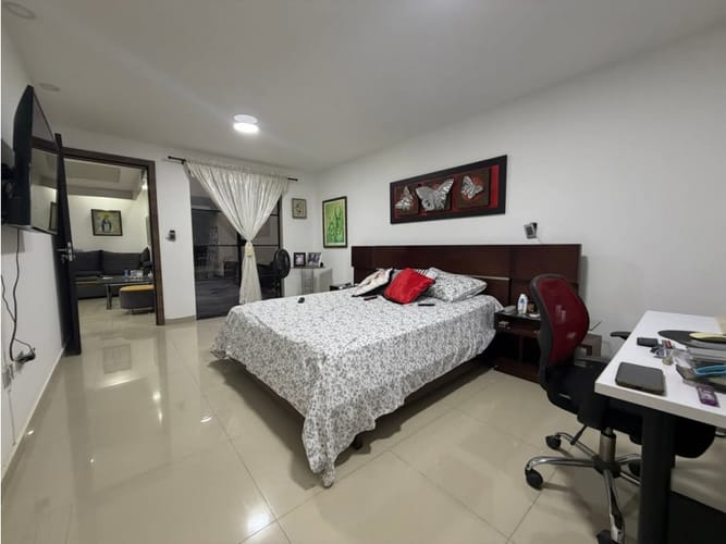 Apartamento de 3 alcobas en venta en Las Mercedes, Palmira, 215 m² · foto 9 de 17