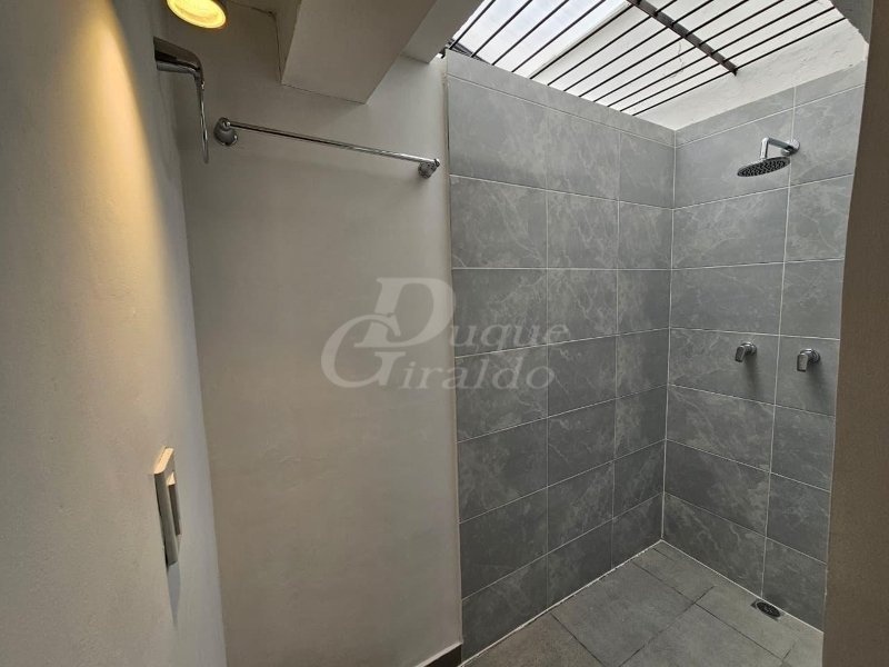 Casa en arriendo en Manila, Medellín · foto 11 de 22