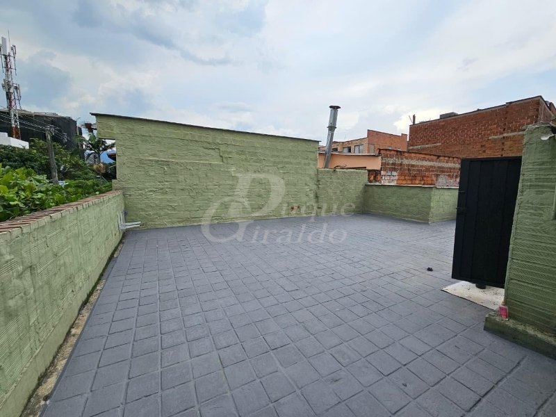 Casa en arriendo en Manila, Medellín · foto 16 de 22