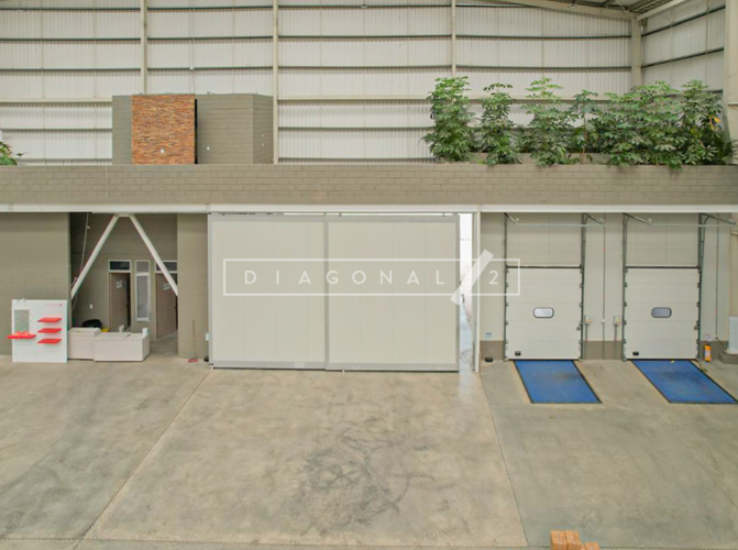 Bodega en arriendo en Siberia, Cota, 2850 m² · foto 4 de 7