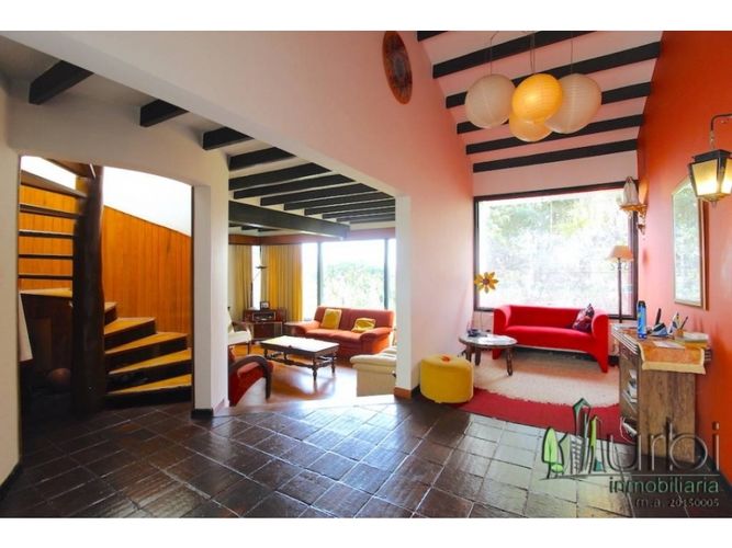 Casa de 6 alcobas en venta en Cerros De Suba, Bogotá, 376 m² · foto 8 de 20
