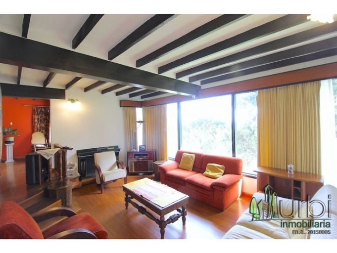 Casa de 6 alcobas en venta en Cerros De Suba, Bogotá, 376 m² · foto 13 de 20