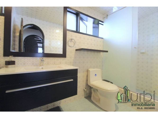 Casa de 6 alcobas en venta en Cerros De Suba, Bogotá, 376 m² · foto 18 de 20